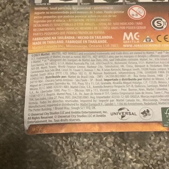 Hot Wheels Jurassic World Dominion VELOCIRAPTOR BETA Character Car NEW Mattel - Picture 5 of 7